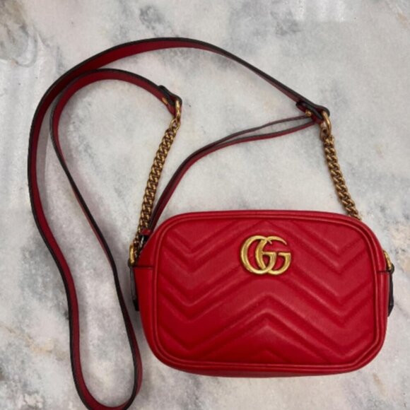 Gucci GG Marmont Tan Interior Matelasse Shoulder Bag Mini Red Leather - Picture 2 of 9